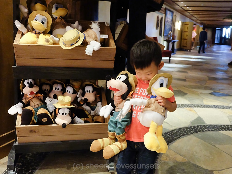 Disney Explorer's Lodge Review Hong Kong 14-min