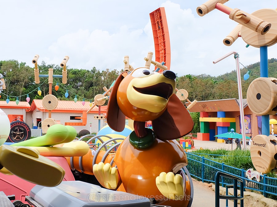 Hong Kong Disneyland 14-min