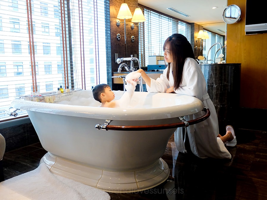 Mandarin Oriental Hong Kong Kids Family Friendly